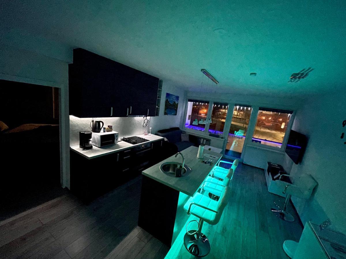 Treba Malo Odmorit - Self Check-In Option, Family Room, Ps4 Pro, Free Parking Karlovac Exterior foto