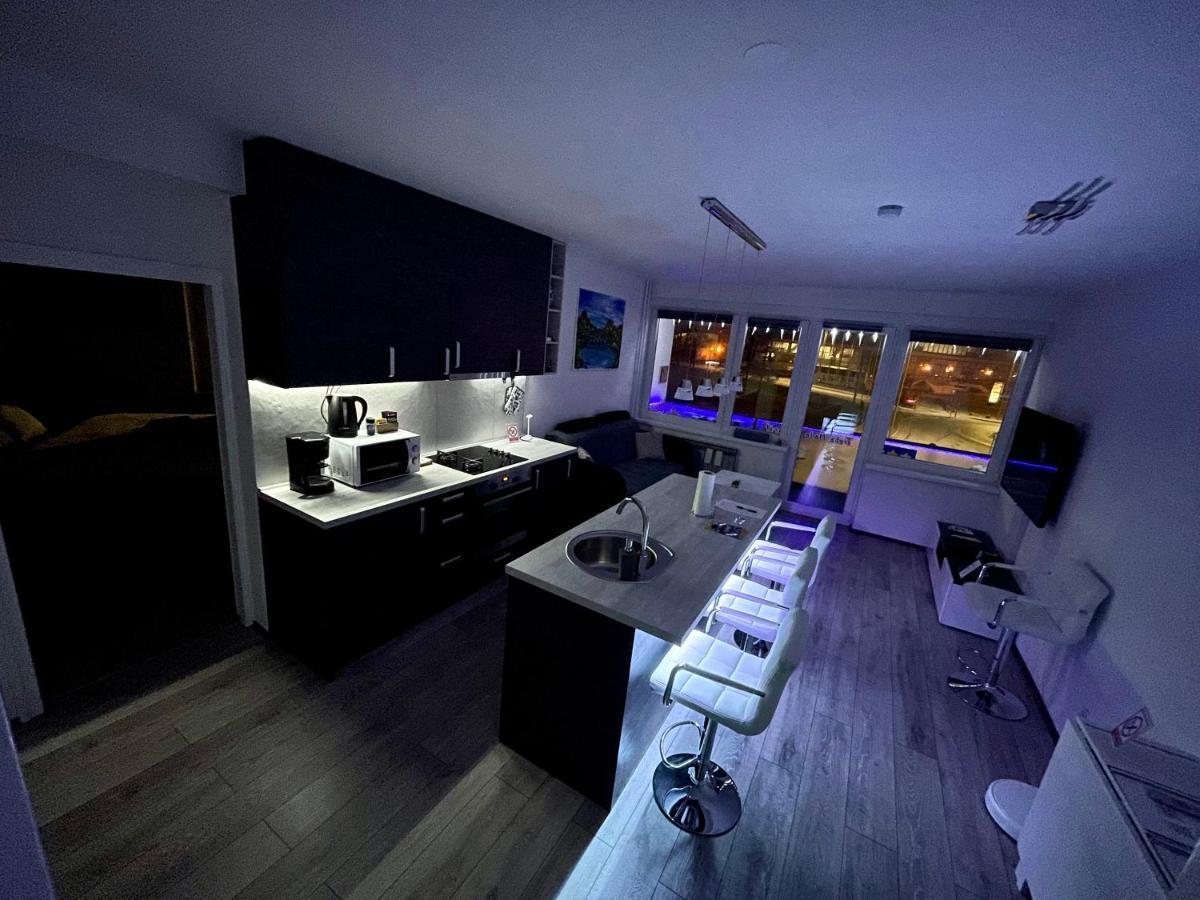 Treba Malo Odmorit - Self Check-In Option, Family Room, Ps4 Pro, Free Parking Karlovac Exterior foto